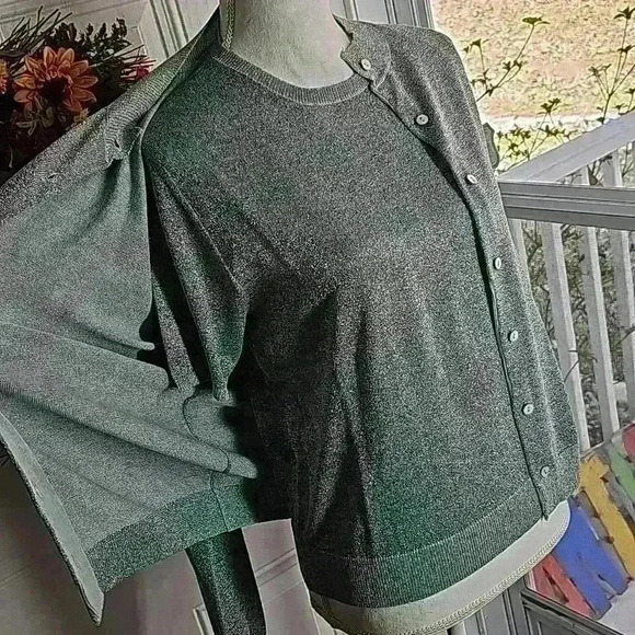 August Silk silver shirt and cardigan size l - Picture 2 of 3